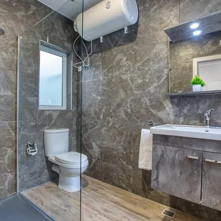 Modern, 1br Penthouse Valletta View Apartamento