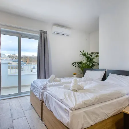 Modern, 1br Penthouse Valletta View Tal-Pietà