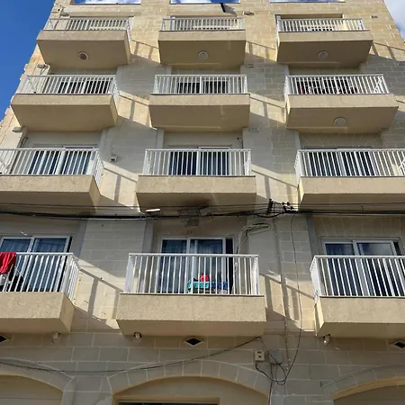 Modern, 1br Penthouse Valletta View * Tal-Pietà