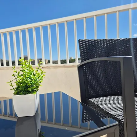Modern, 1br Penthouse Valletta View Apartamento *