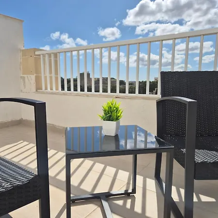 Modern, 1br Penthouse Valletta View Apartamento